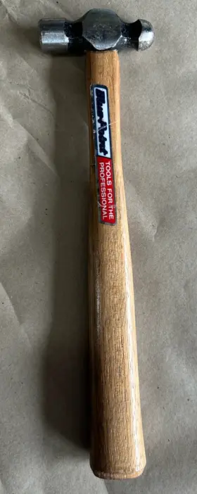 BP4B BLUE POINT Snap Ball Peen Wooden Handle Hammer