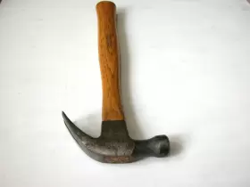 3818 CRAFTSMAN Wood Handle Claw Hammer #3