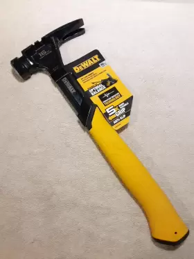 076174510034 DEWALT Claw Hammer