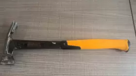 DWHT51048 DEWALT Claw Hammer Tool Workshop