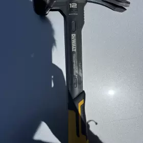DWHT51135X DEWALT Steel Curved Handle Head Round #3