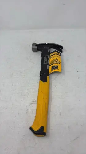 DWHT51439 DEWALT Curved Claw Hammer Anti Slip Grip