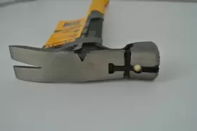 DWHT51453 DEWALT Steel Framing Hammer #2