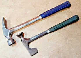 E3-11 ESTWING Sheetrock Claw Hammer