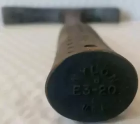 E3-20 ESTWING Bricklayer Masons Hammer Head Grip #3