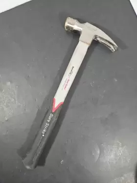 MRF22S ESTWING Sure Strike Fiberglass Handle Hammer