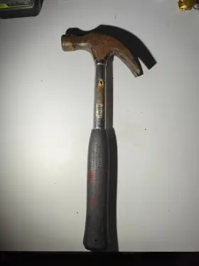 0249128 FASTENAL Steel Grip Hammer Fiberglass Handle