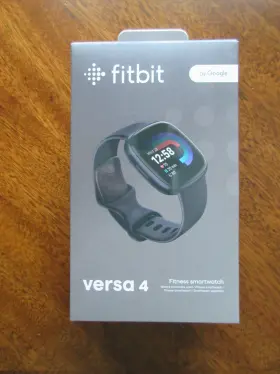 FB523BKBK-US FIBIT Fitbit Versa Fitness Smartwatch Gps
