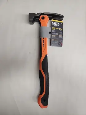 H81022 HAMMER Klein Tools Milled Vibration Reducing