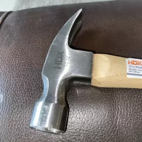 051218122015 HDX Claw Hammer Ash Handle