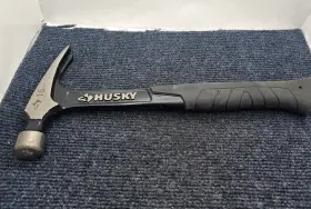 1004655426 HUSKY Steel Claw Hammer Tool