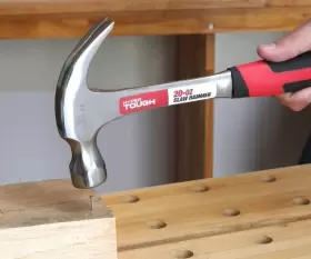 TH20199A HYPER TOUGH Steel Shaft Claw Hammer Grip
