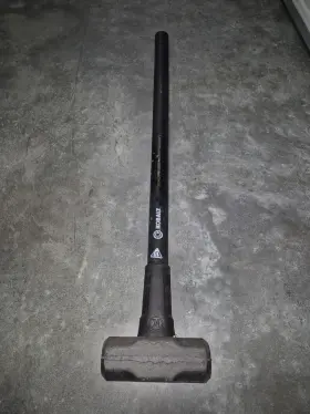 0033830 KOBALT Sledge Hammer Hickory Handle Tool