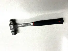 BH24AV MAC TOOLS Antivibe Grip Ball Peen Hammer