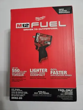 2562-20 MILWAUKEE Fuel Stubby Impact Wrench Tool