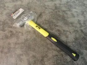 M7030B PERFORMANCE TOOL Ball Pein Hammer