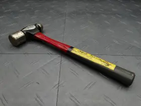 FM40 PLUMB Ball Peen Hammer