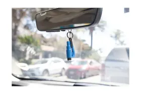 03.300.02 RESQME Pack Emergency Keychain Car Escape Tool #2