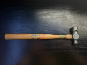 AV150 SNAP-ON Point Ball Peen Hammer Wood Handle Steel Head