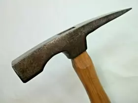 431A STANLEY Masonry Stone Brick Mason Hammer Chipper Hickory #2