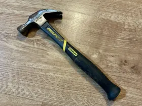 51-506 STANLEY Graphite Claw Nailer Hammer
