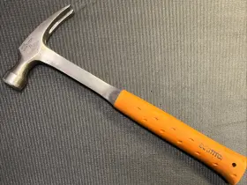 51-859 STANLEY Bostitch Claw Hammer
