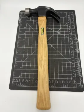 51620 STANLEY Wooden Claw Hammer Hickory Handle