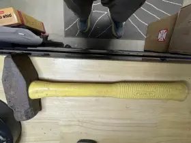 56-218 STANLEY Blacksmith Fiberglass Hammer