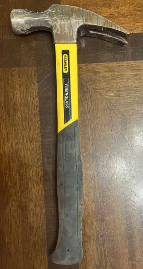 STHT51304 STANLEY Forged High Carbon Steel Head Fiberglass