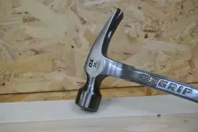 P082328 HAMMER Framing Shock Reduction Handle #2