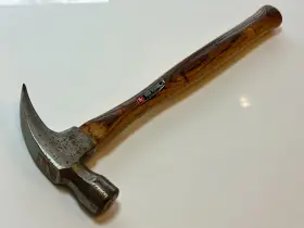 A28RL TRUE TEMPER Nos Claw Hammer Grain Wood Handle