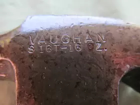 S16T VAUGHAN Claw Hammer Rubber Coated Steel Handle #2