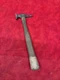 VINTAGE SNAP ON TOOLS BF611 AUTO BODY WOOD HANDLE SHORT PICK HAMMER (k34)